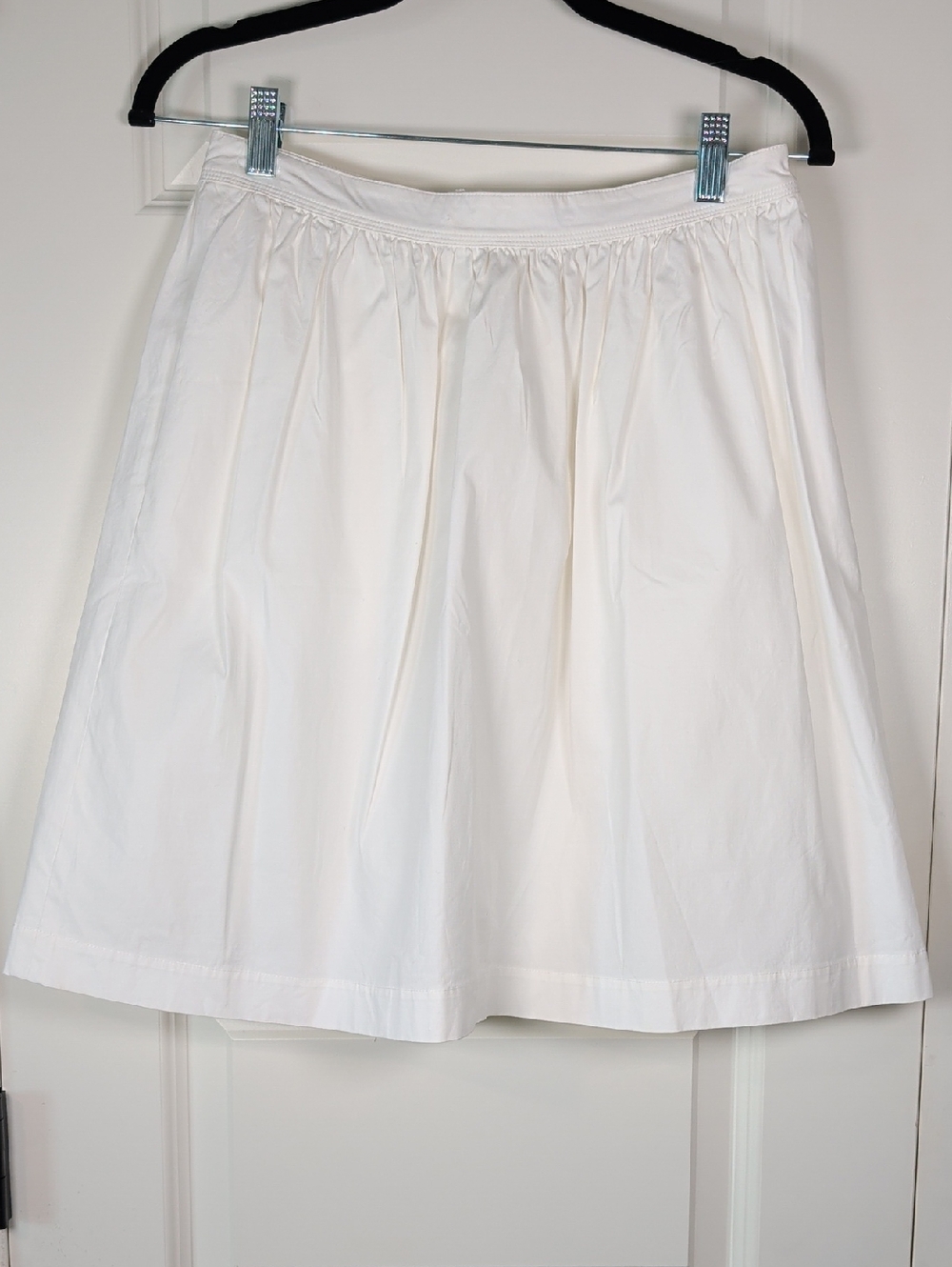 Theory White Skirt with Branded Waist Tag - Picture 5 of 8